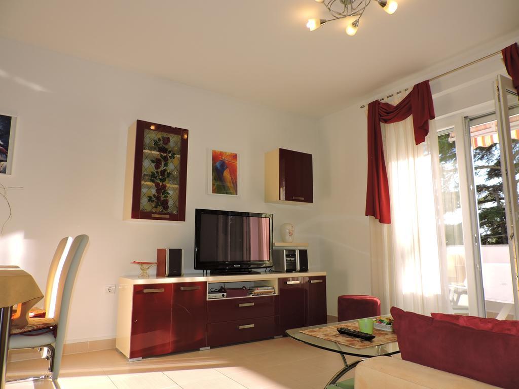 Apartman Legin Fažana Eksteriør bilde